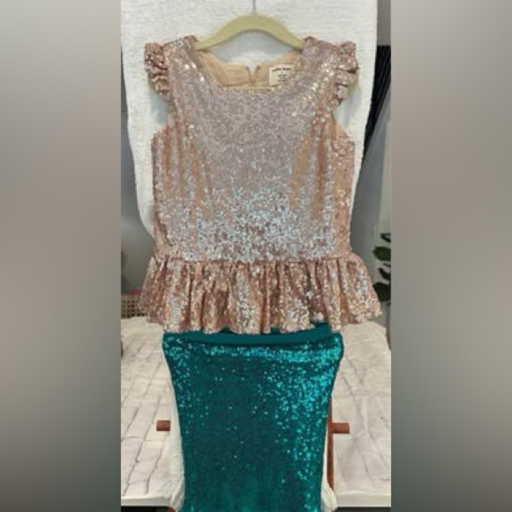 Girl’s Mermaid Top & Skirt - Size 4T & 5T